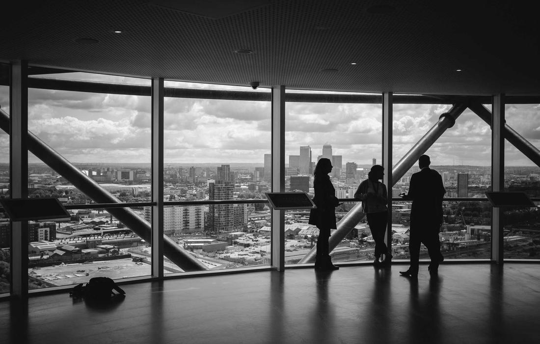 8 Money Habits That Separate People Who Save From People Who Do Not 2