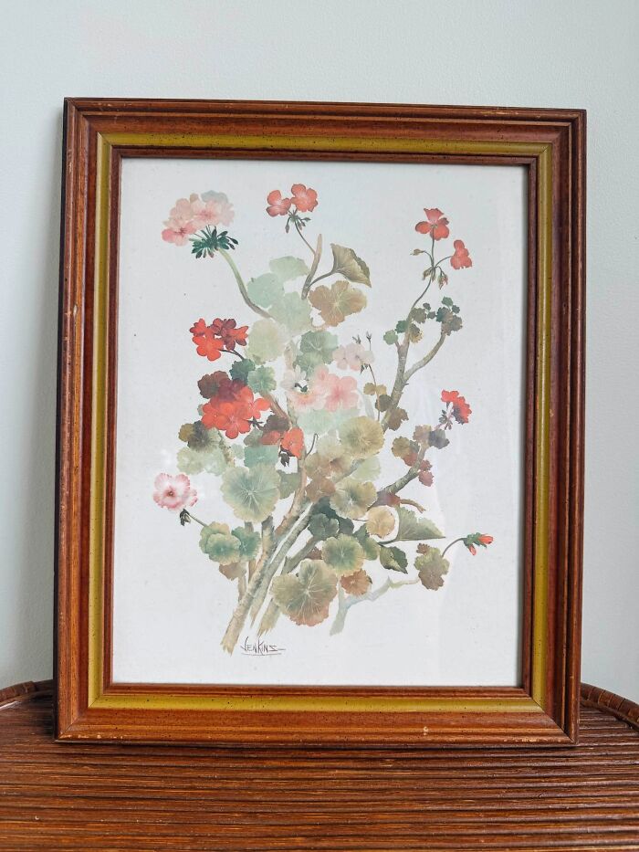 84 Weird And Wonderful Thrift Store Finds People Could Not Resist Taking Home 13