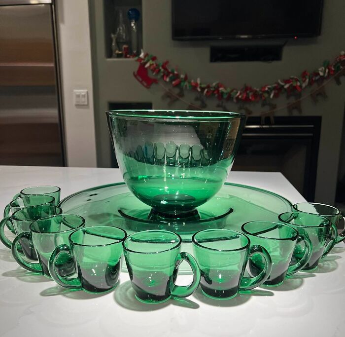 84 Weird And Wonderful Thrift Store Finds People Could Not Resist Taking Home 6