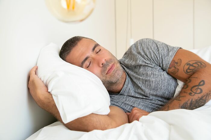“People Think I Can’t Hear Them”: 48 Secrets People Accidentally Were Exposed To 8