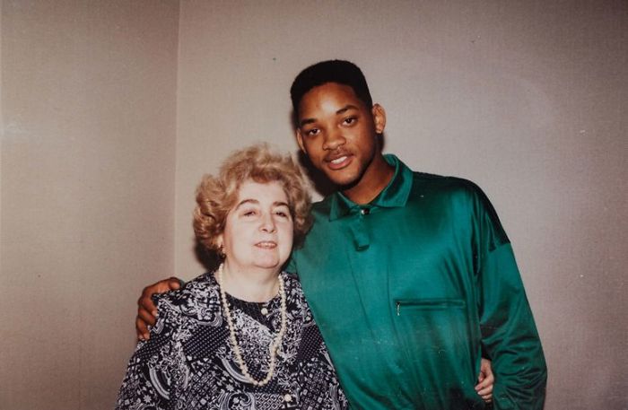 Someone Found A Photo Album With A Woman Next To Hollywood Stars In A Thrift Shop And It’s Like A Time Machine 12