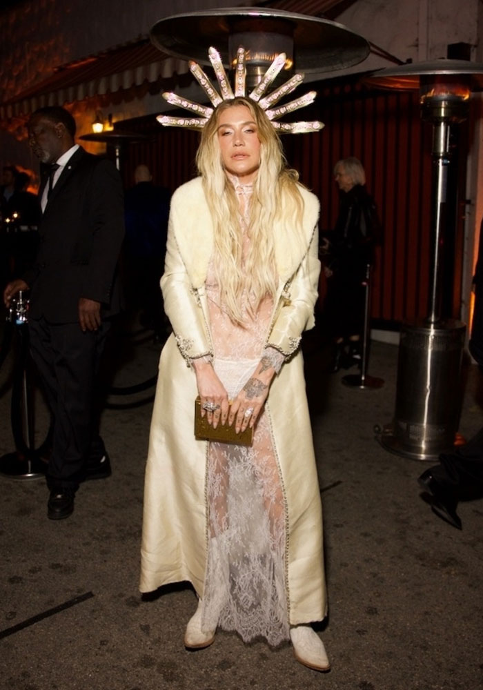 The 15 Biggest Fashion Fails From The Grammys After Parties, Including Extremely Casual Looks 5