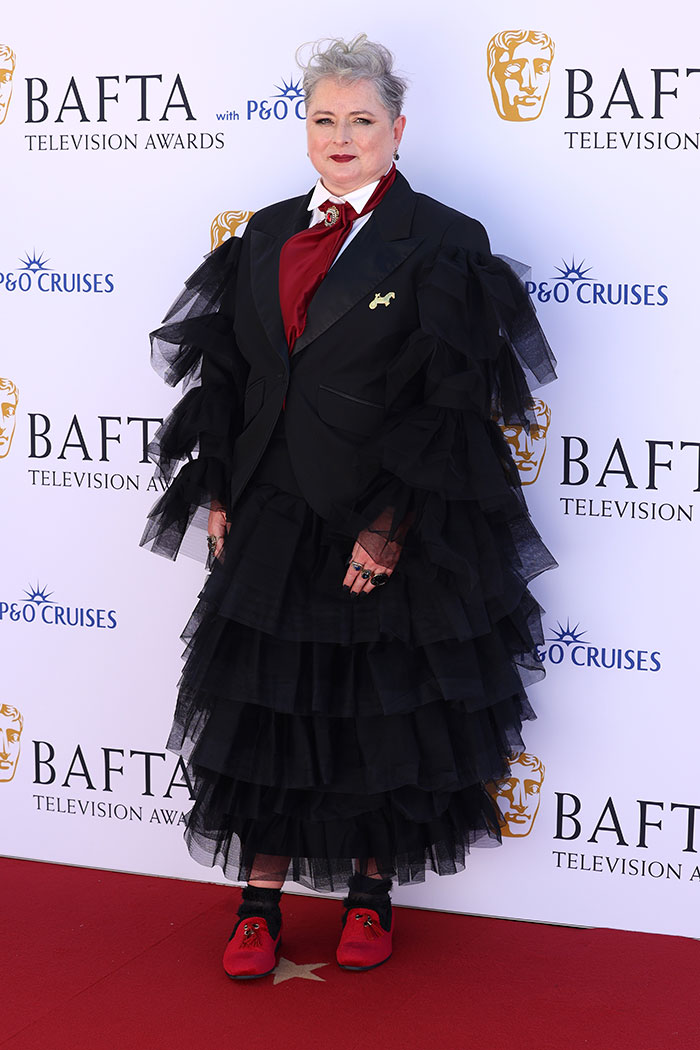 From Lace Dresses To Eccentric Suits, Here Are 15 Outfits That Landed Celebrities On The Worst-Dressed List 5
