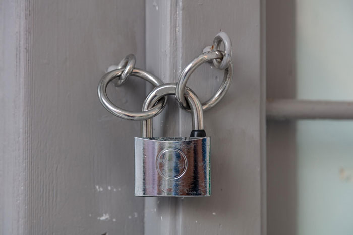 Mom “Confiscates” 22YO’s Cash, Takes Underwear As They Are ‘Immoral’, Loses It When She Installs Lock 11