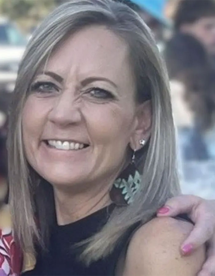 People Suspicious After Missing Hiker Was Found Roaming The Wilderness In Her Underwear 4