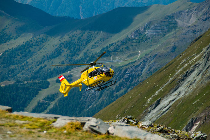 People Suspicious After Missing Hiker Was Found Roaming The Wilderness In Her Underwear 6