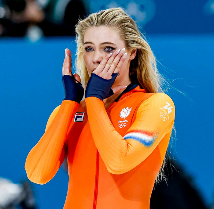 Olympian Jutta Leerdam Learns Her Fate After Exposing Her Underwear During Ice Event 1