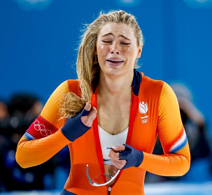 Olympian Jutta Leerdam Learns Her Fate After Exposing Her Underwear During Ice Event 2