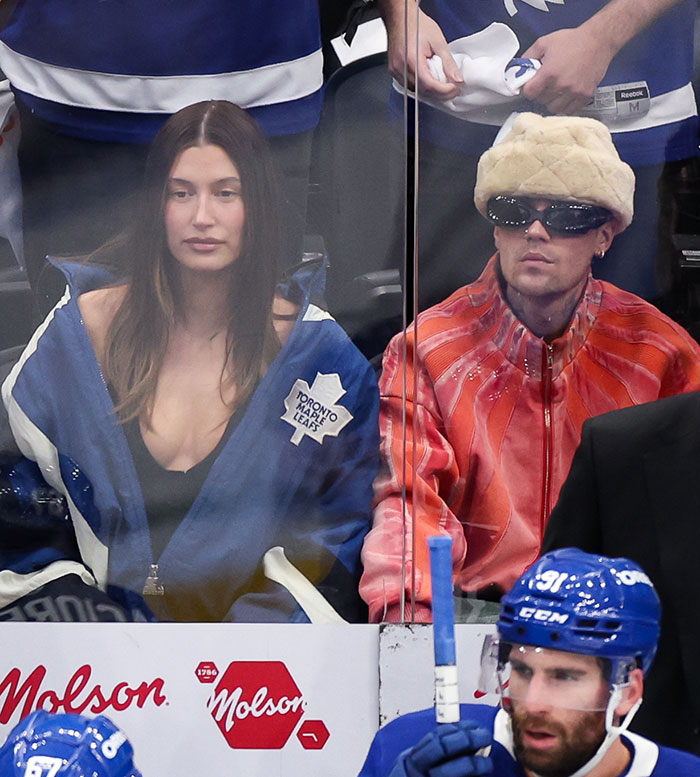 Hailey Bieber Posts Bikini Selfie After Husband Justin’s Hockey Game Tantrum 5