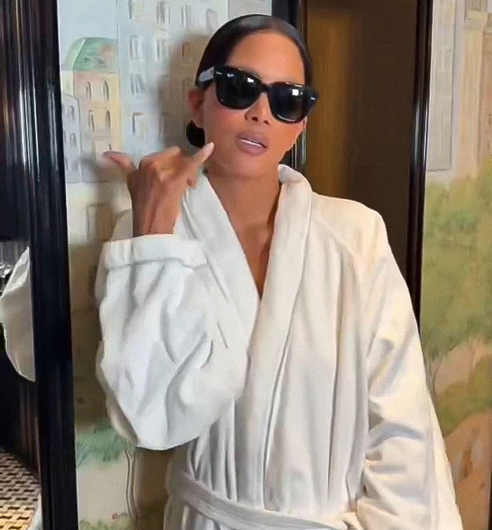 Halle Berry, 58, Suffers Hilarious Bikini Malfunction While Dancing To Boyfriend’s Song 6