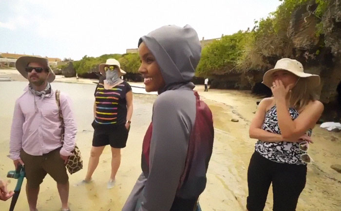 Sports Illustrated Makes History By Featuring A Model Wearing A Burkini And Hijab 6