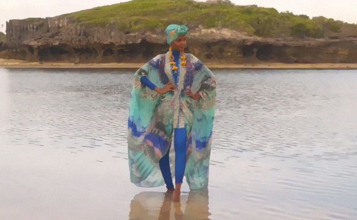Sports Illustrated Makes History By Featuring A Model Wearing A Burkini And Hijab 7