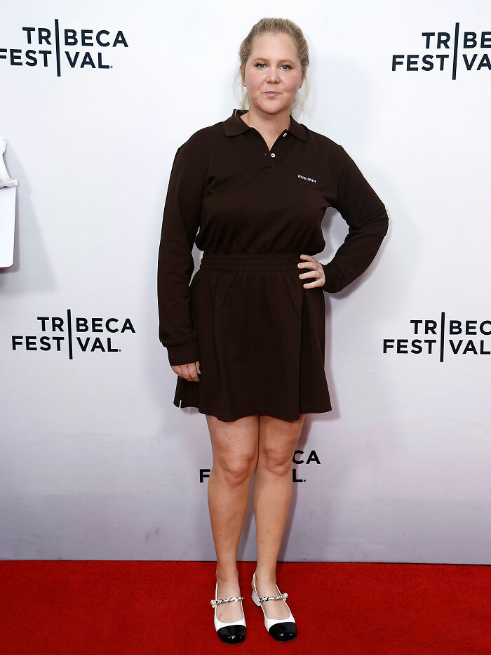 Amy Schumer’s Bikini Shots Stun After Major Weight Loss Transformation 2