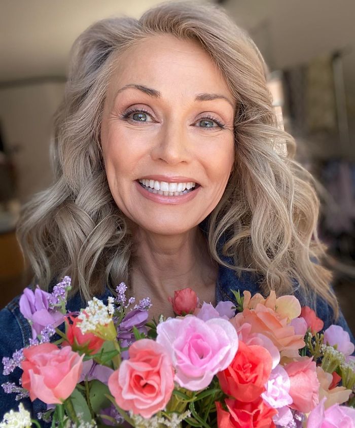 This 56-Year-Old Follows A Strict Diet, Exercises 4 Days A Week, And It Obviously Pays Off (21 Pics) 11