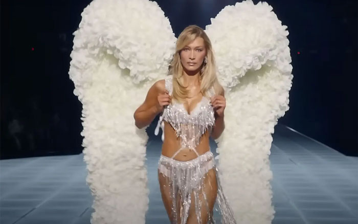 Fans Stunned After Bella Hadid Reveals How Much Her Victoria’s Secret Angel Wings Weighed 13