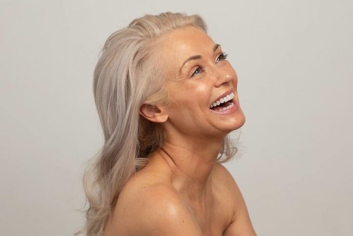 This 56-Year-Old Follows A Strict Diet, Exercises 4 Days A Week, And It Obviously Pays Off (21 Pics) 15