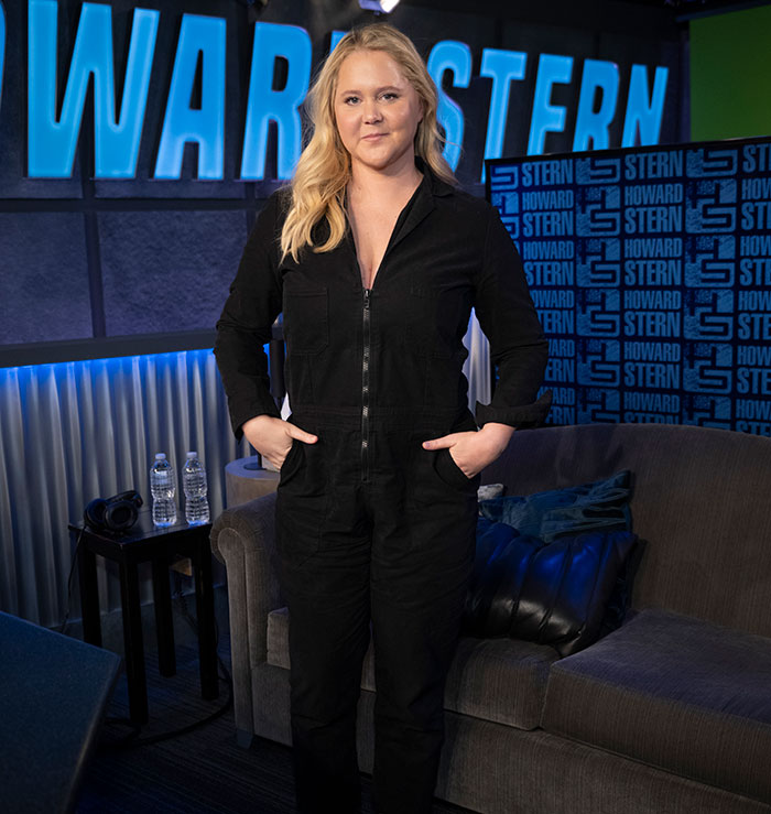 “The Swimsuit Picture Is Obviously Altered”: Fans Notice The Mounjaro Effect In Amy Schumer’s Latest IG Post 1