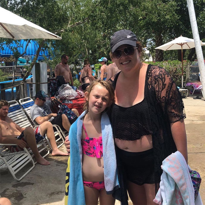 Mindy Kaling Posts Body-Positive Bikini Pics, Other Women Reply By Sharing Theirs 4