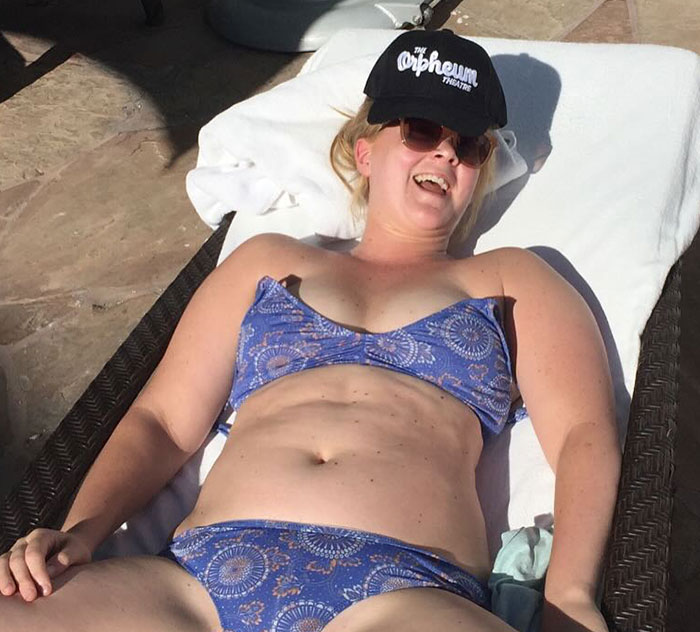 “The Swimsuit Picture Is Obviously Altered”: Fans Notice The Mounjaro Effect In Amy Schumer’s Latest IG Post 4