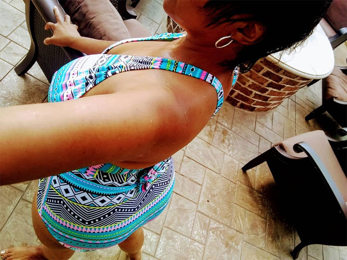 Mindy Kaling Posts Body-Positive Bikini Pics, Other Women Reply By Sharing Theirs 5