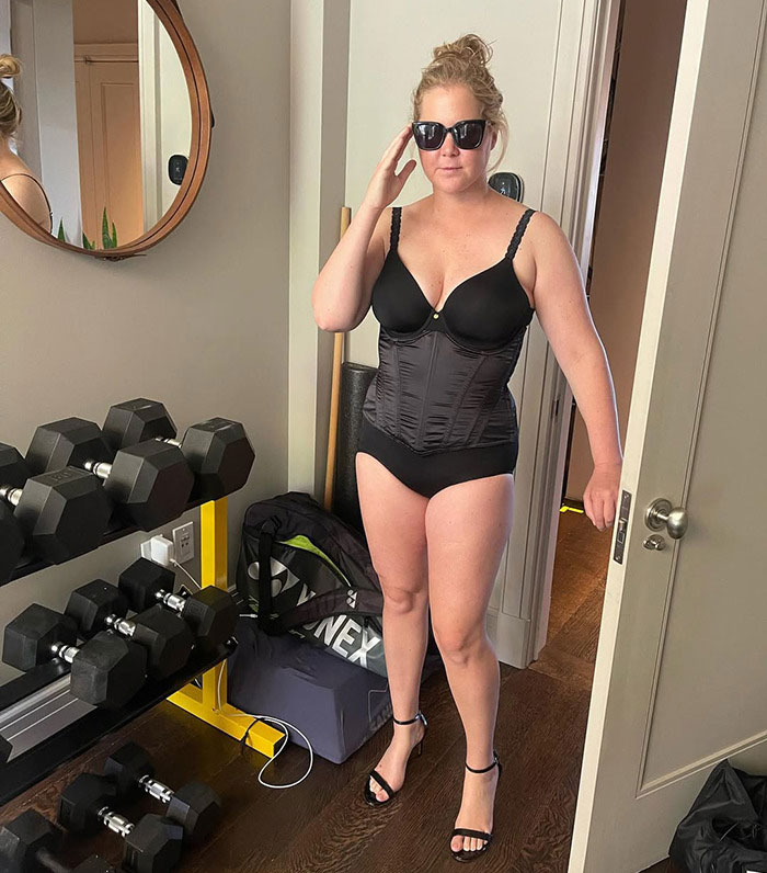 “The Swimsuit Picture Is Obviously Altered”: Fans Notice The Mounjaro Effect In Amy Schumer’s Latest IG Post 8