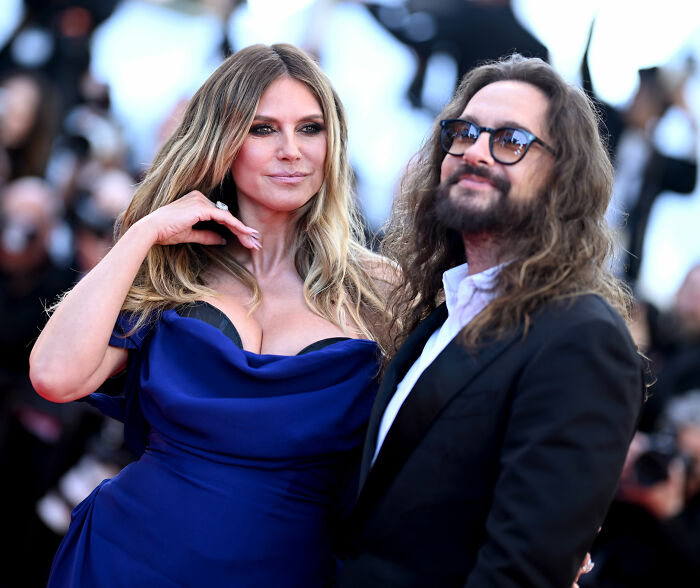 Heidi Klum Sparks Fresh Backlash After Promoting Potato Chips In A Thong Bikini: “Put Some Clothes On” 10