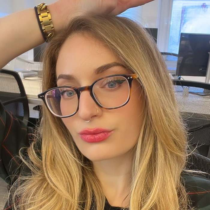 “Really Sad”: Doctor In Lingerie Goes Viral For Teaching Science With Barely Any Clothes On 1