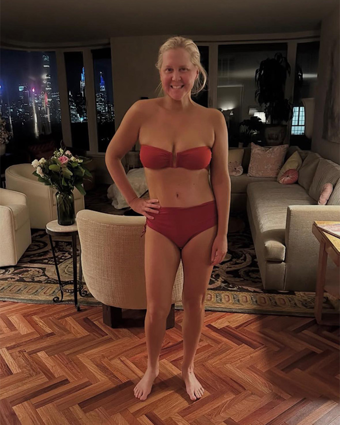 “He Is Better Off”: Amy Schumer Fires Back As Fans Slammed Her Bikini Pics After Divorce Filing 2