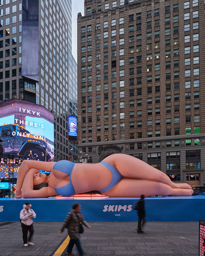 “Tone-Deaf, Egocentric”: Kim Kardashian Dragged Over 60-Foot Blow-Up Doll In Times Square 3