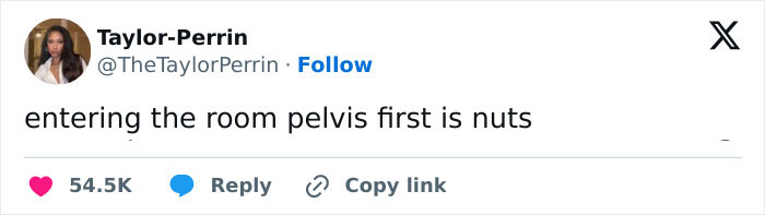 Stassi Schroeder’s Sports Illustrated Runway Walk Goes Viral For All The Wrong Reasons: “Pelvis First!” 4