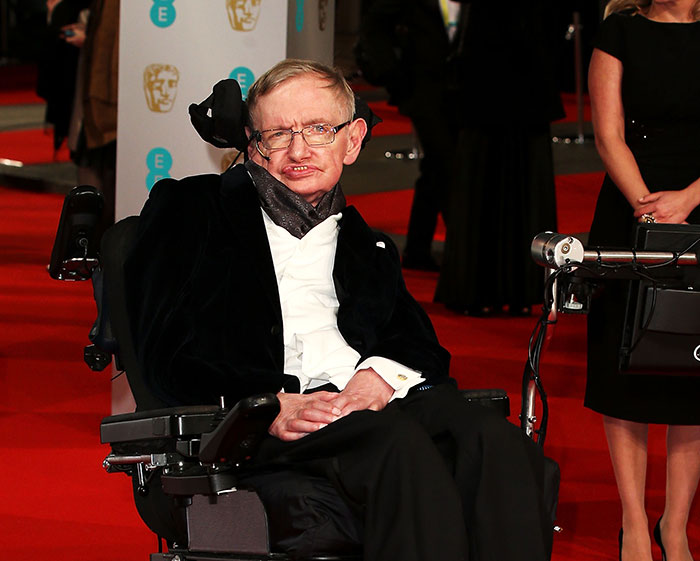 Stephen Hawking’s Family Breaks Silence On His Epstein File Photos With Bikini-Clad Women 10