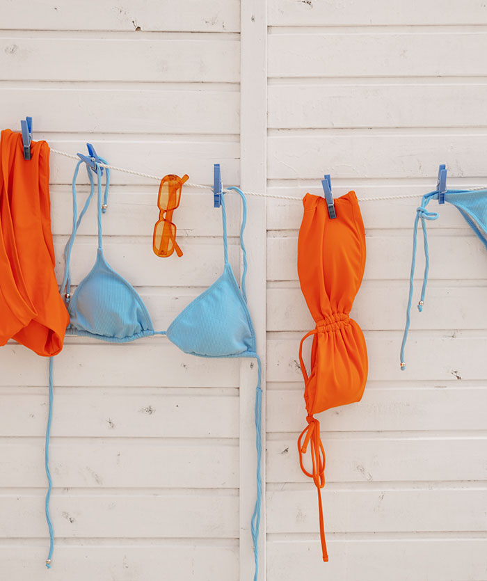 Woman Gets A Reality Check After Complaining Daughter’s Swimsuit Is “Inappropriate” 2
