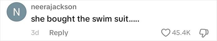 Woman Gets A Reality Check After Complaining Daughter’s Swimsuit Is “Inappropriate” 11