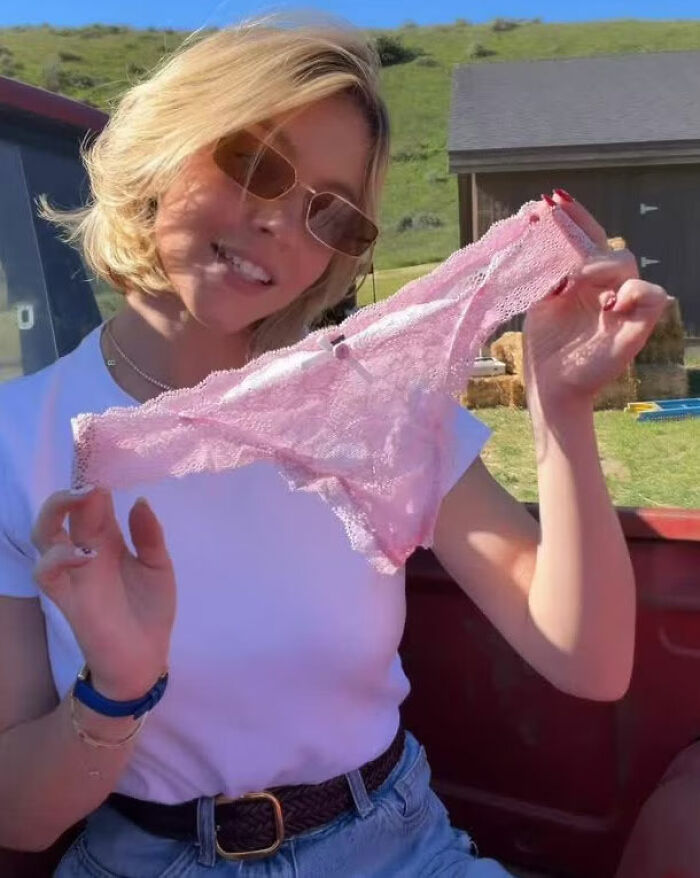 “How You Do Marketing”: Sydney Sweeney Stuns Fans By Flashing The Camera In Latest Lingerie Promo 3