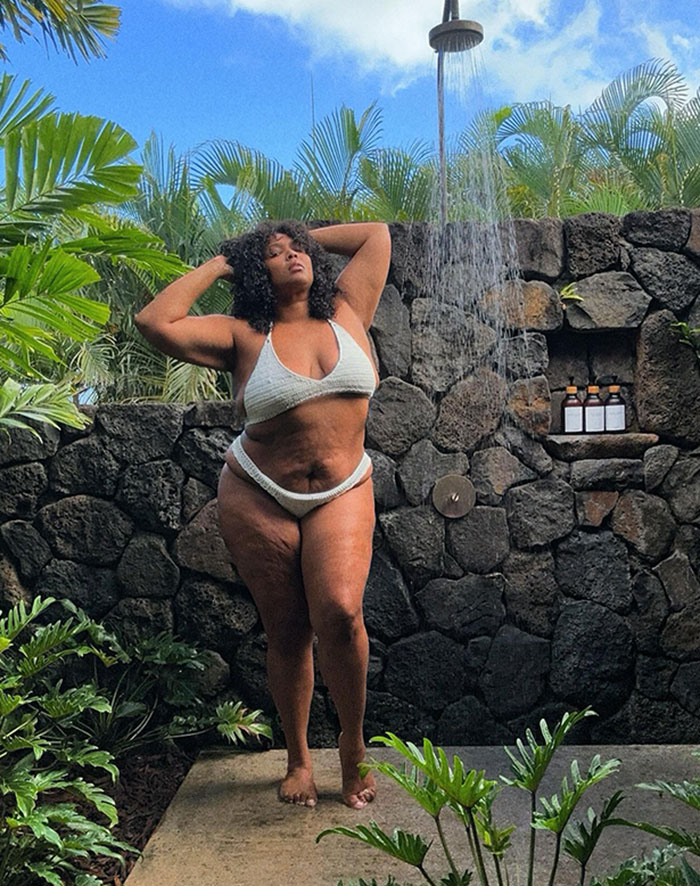 Lizzo Proudly Shows Off Weight Loss With Racy Swimwear Photos, Responds To Trolls’ Ozempic Jabs 2