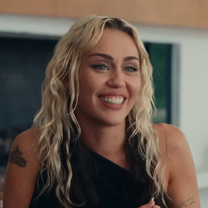 “Ariana, What Are You Doing Here?”: Fans Stunned By Miley Cyrus’ Transformation In See-Through Top 2
