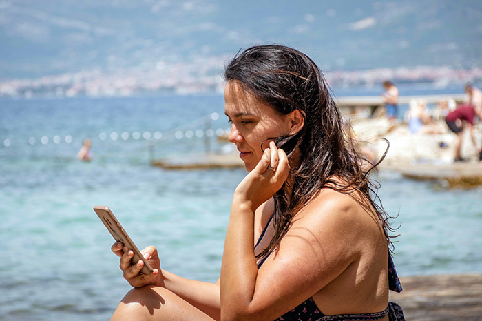 “She Called A Week Later To See Why She Did Not Receive The Job”: Recruiter Shares How He Interviewed A Girl In A Bikini 1